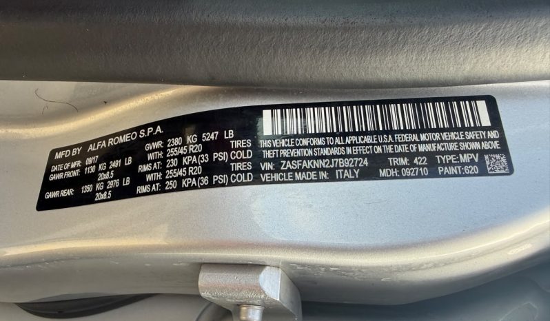 
								Alfa Romeo Stelvio full									