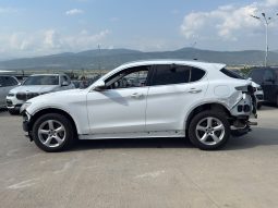 
										Alfa Romeo Stelvio full									