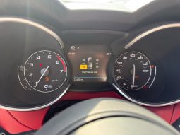 
										Alfa Romeo Stelvio full									