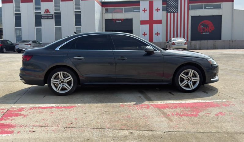 
								Audi A4 full									