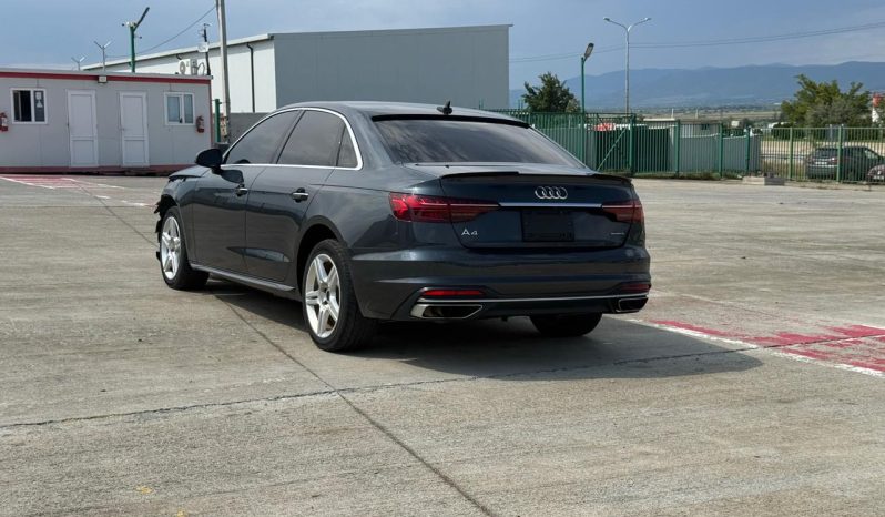
								Audi A4 full									