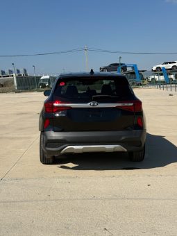 
										KIA Seltos full									