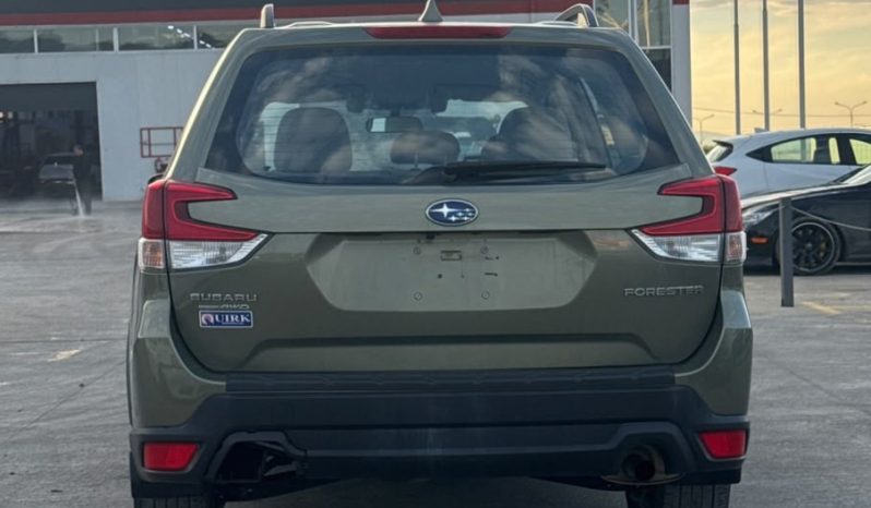 
								Subaru Forester full									