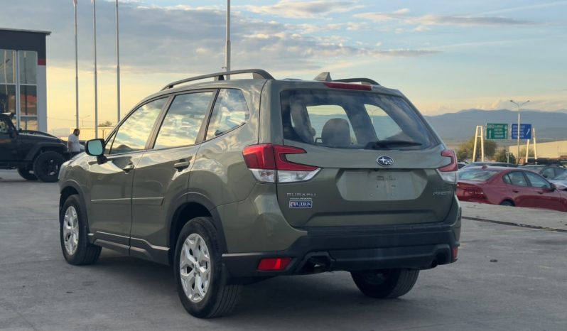 
								Subaru Forester full									