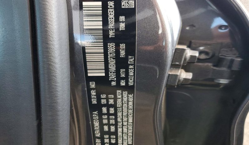 
								Alfa Romeo Giulia full									