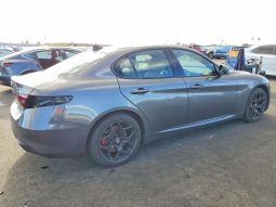 
										Alfa Romeo Giulia full									