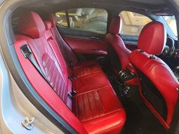 
										Alfa Romeo Stelvio full									