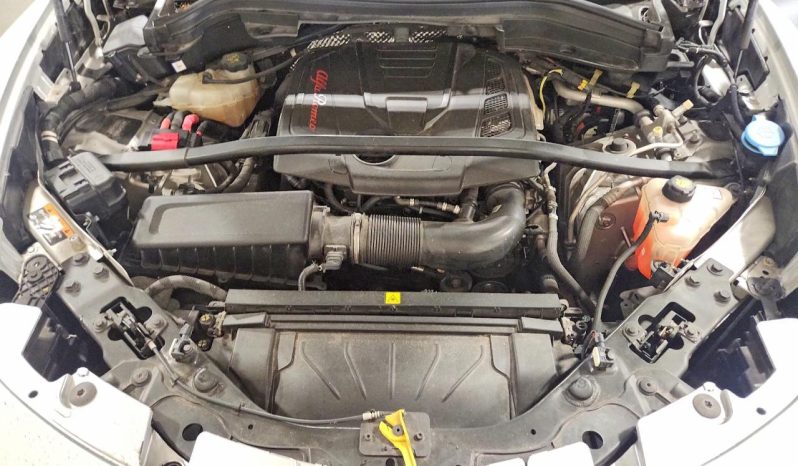 
								Alfa Romeo Stelvio full									