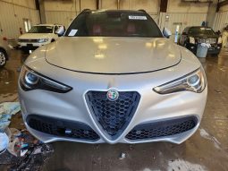 
										Alfa Romeo Stelvio full									
