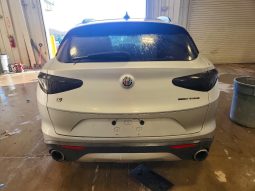 
										Alfa Romeo Stelvio full									