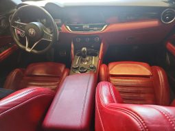 
										Alfa Romeo Stelvio full									