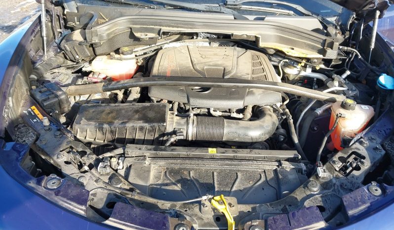 
								Alfa Romeo Stelvio full									