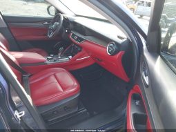 
										Alfa Romeo Stelvio full									