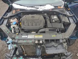 
										Volkswagen Passat full									