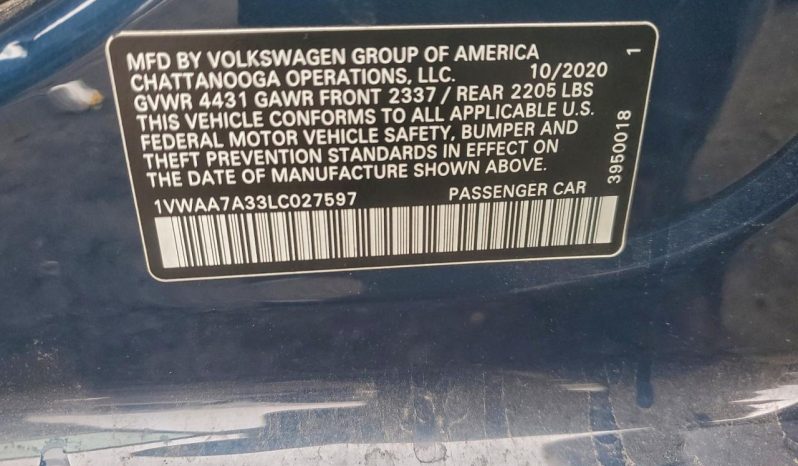 
								Volkswagen Passat full									