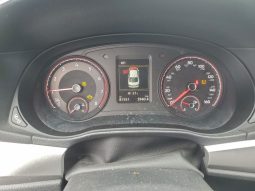 
										Volkswagen Passat full									