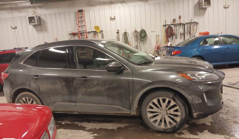 
								2020 Ford Escape, Titanium Hybrid full									