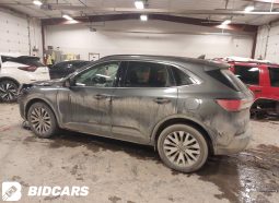 
										2020 Ford Escape, Titanium Hybrid full									