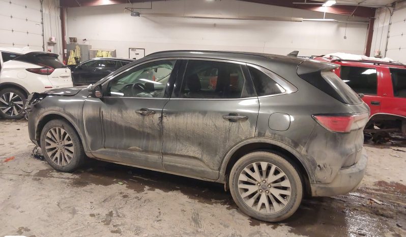 
								2020 Ford Escape, Titanium Hybrid full									