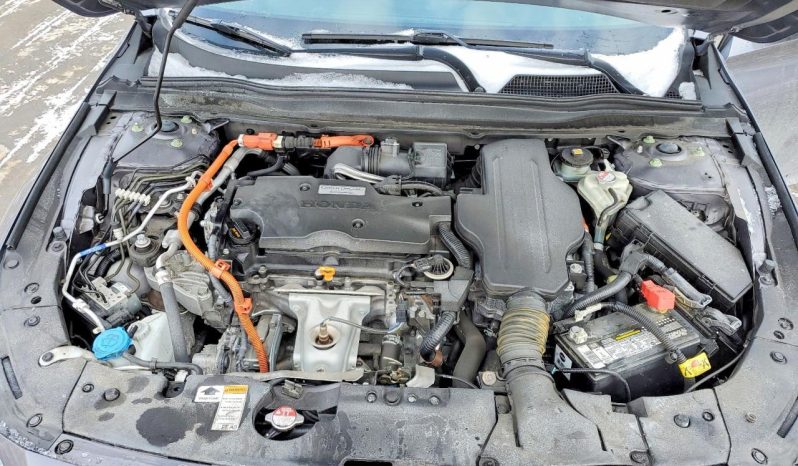 
								Honda Accord Hybrid full									