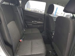 
										Mitsubishi Outlander full									