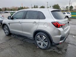 
										Mitsubishi Outlander full									