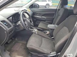 
										Mitsubishi Outlander full									