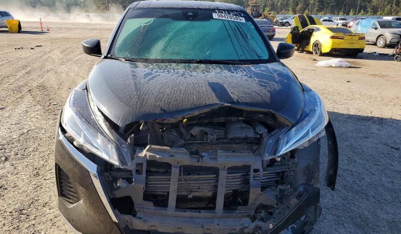 
								2021 Nissan Kicks full									