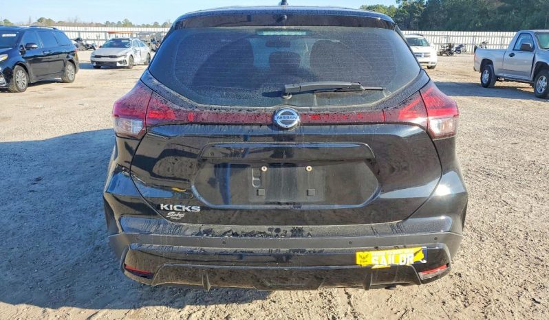 
								2021 Nissan Kicks full									