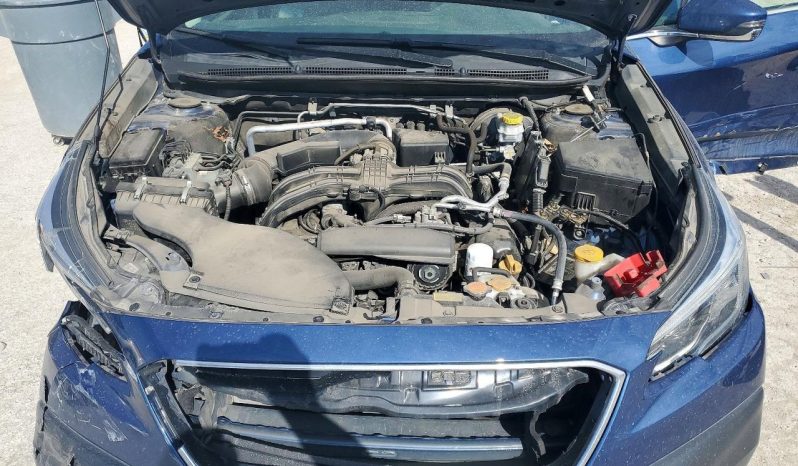 
								2021 Subaru Outback, Limited full									