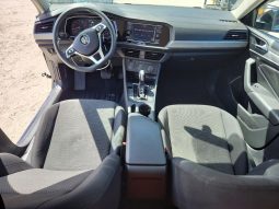 
										Volkswagen Jetta full									