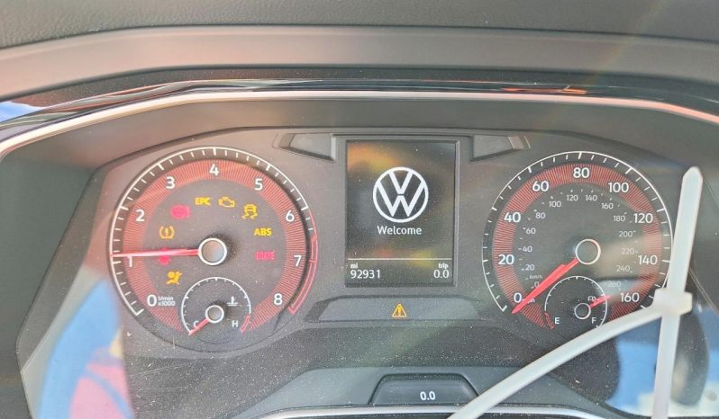 
								Volkswagen Jetta full									