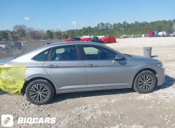 
										2021 Volkswagen Jetta, 1.4T R-Line/1.4T S/1.4T Se full									
