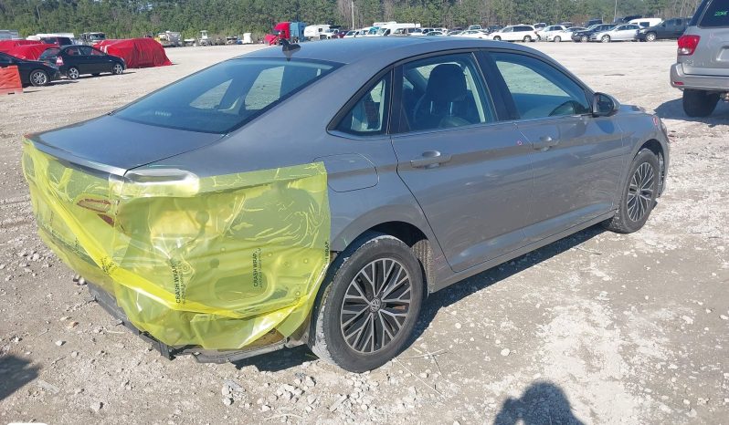 
								2021 Volkswagen Jetta, 1.4T R-Line/1.4T S/1.4T Se full									