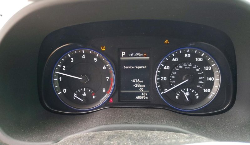 
								Hyundai Kona full									