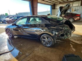 2023 Hyundai Elantra, Sel