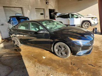 2023 Hyundai Elantra, Sel