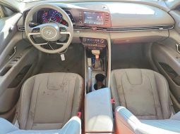 
										2023 Hyundai Elantra, Sel full									