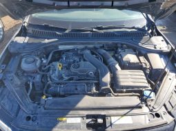 
										Volkswagen Jetta full									