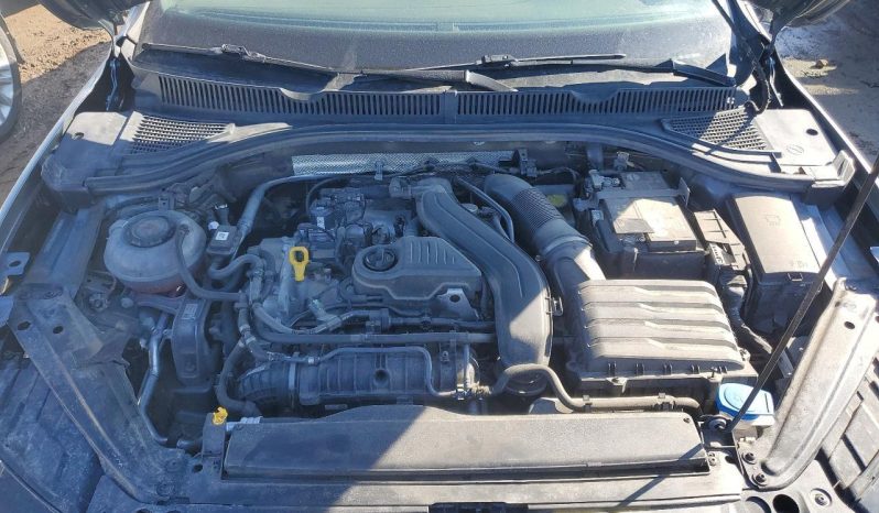 
								Volkswagen Jetta full									