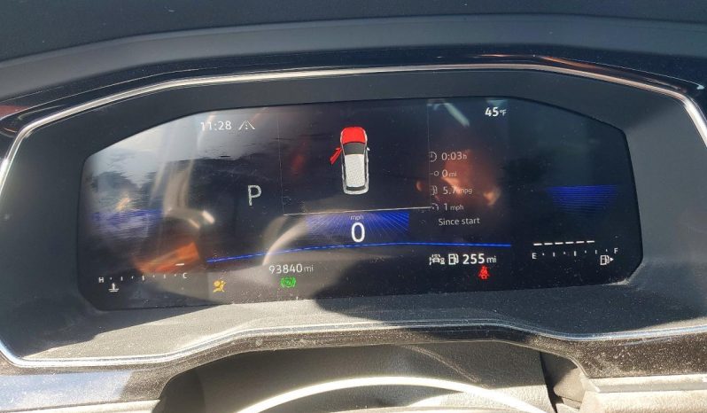 
								Volkswagen Jetta full									