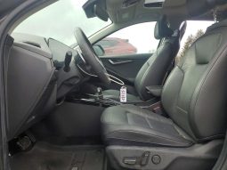 
										KIA Niro full									