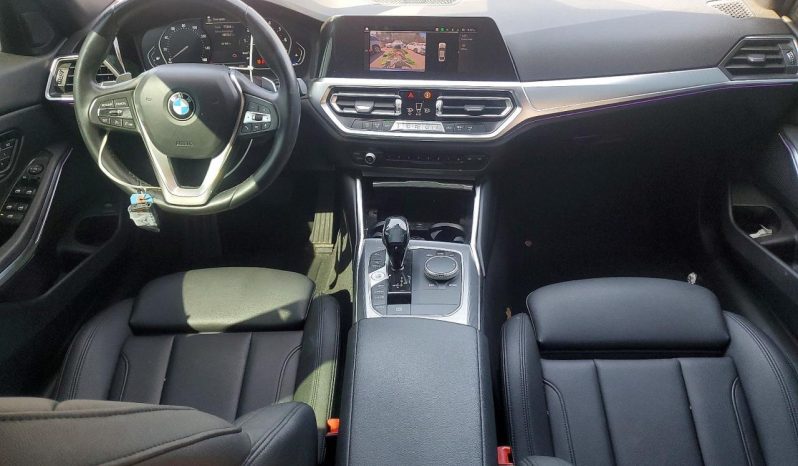 
								BMW 3 Series full									