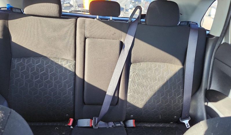 
								Mitsubishi Outlander Sport full									