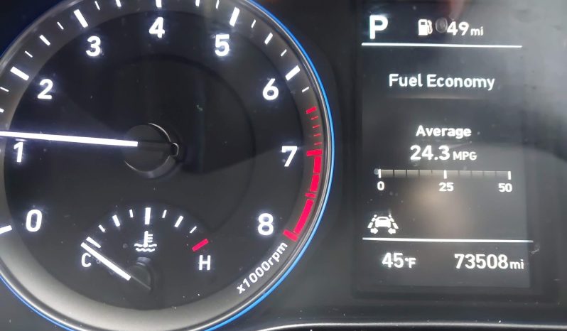 
								Hyundai Kona full									