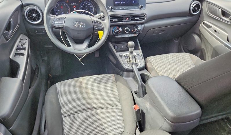 
								Hyundai Kona full									