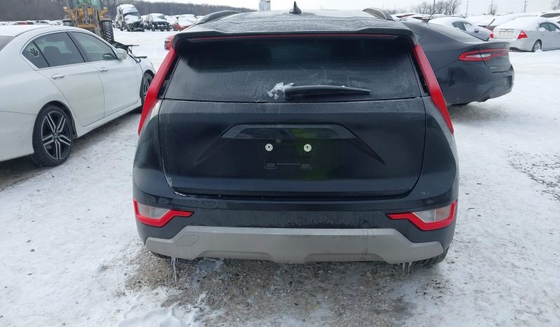 
								KIA Niro full									