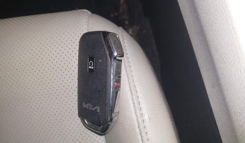 
								Kia Sportage Hybrid full									