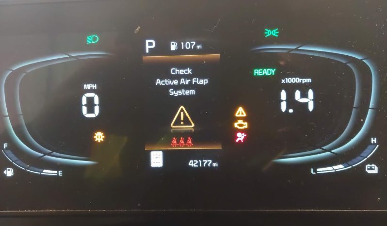 
								Kia Sportage Hybrid full									