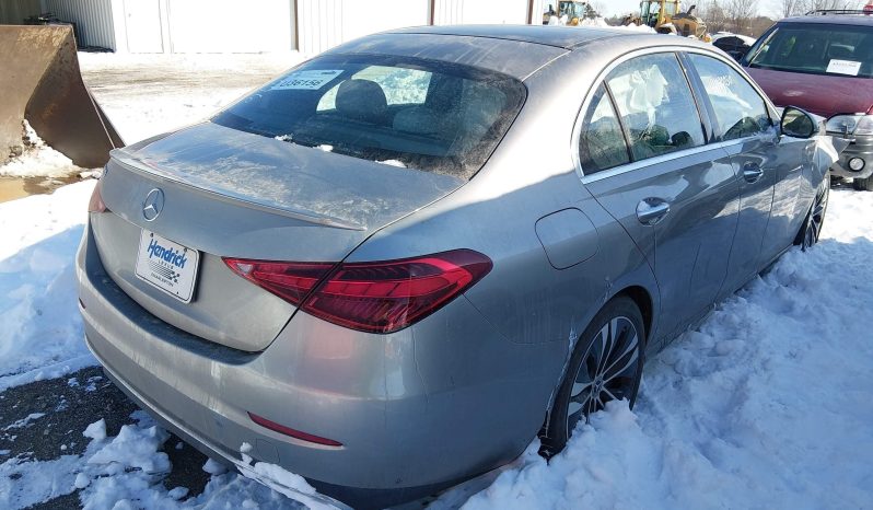 
								Mercedes-Benz C 300 full									